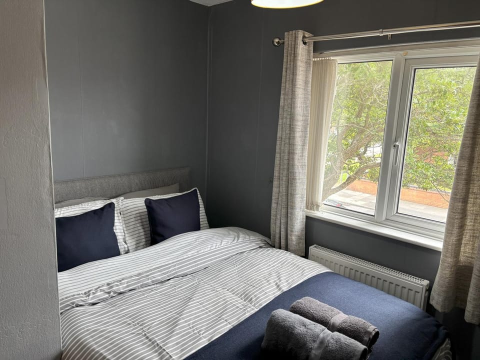 Zinoc Abode Free Parking Apartment in England