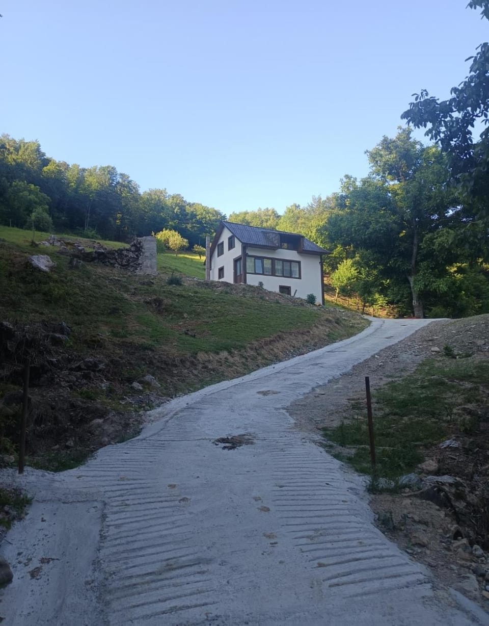 Ivan's House Cornereva House in Serbia