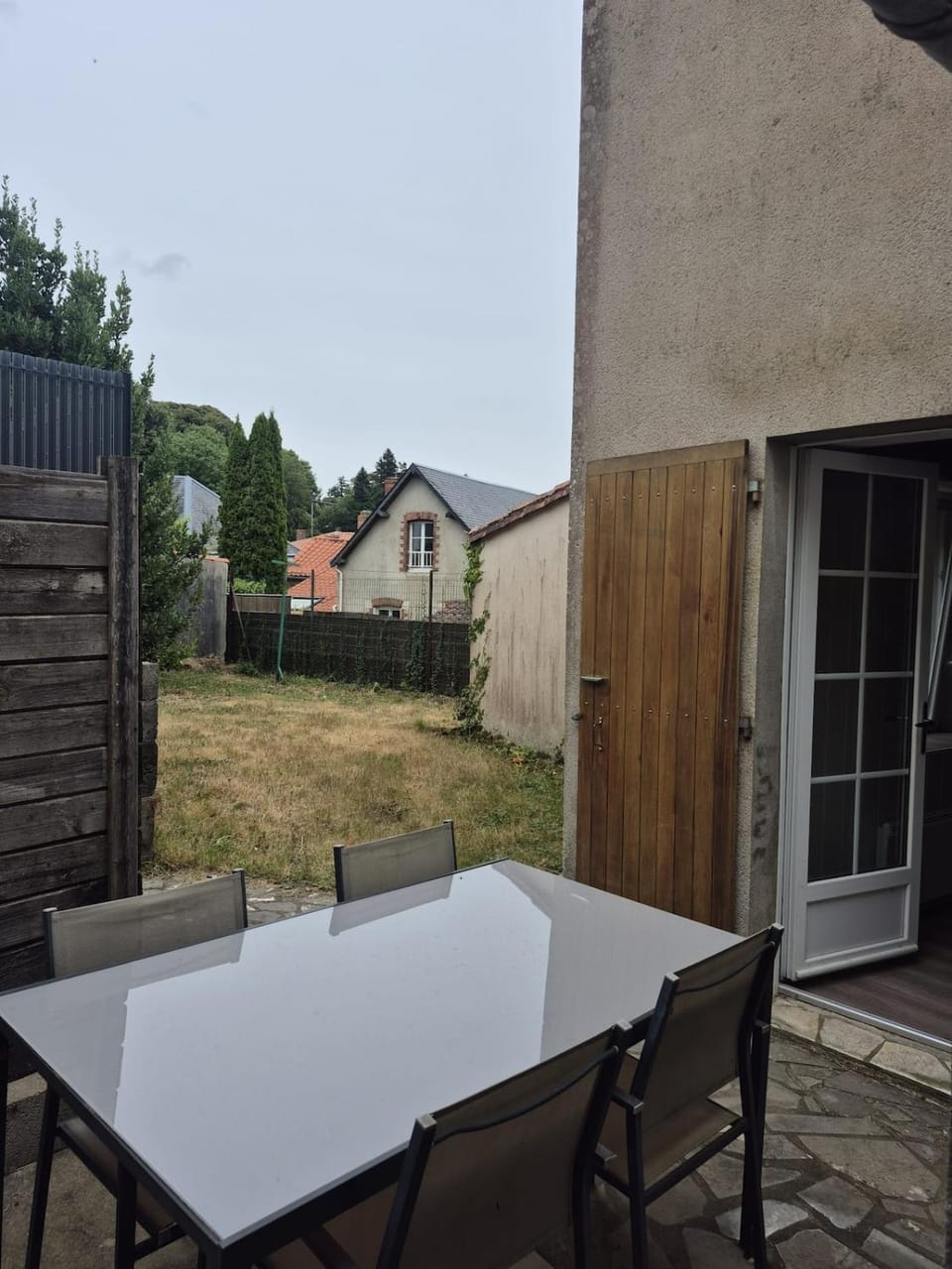 Patio, Dining area