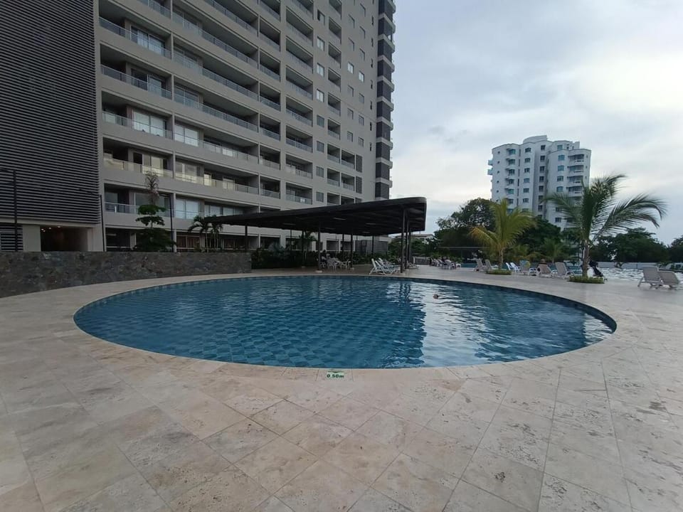 Apartaestudio moderno con vista al mar y a la sierra, playa a 2 minutos caminando Apartment in Magdalena, Colombia
