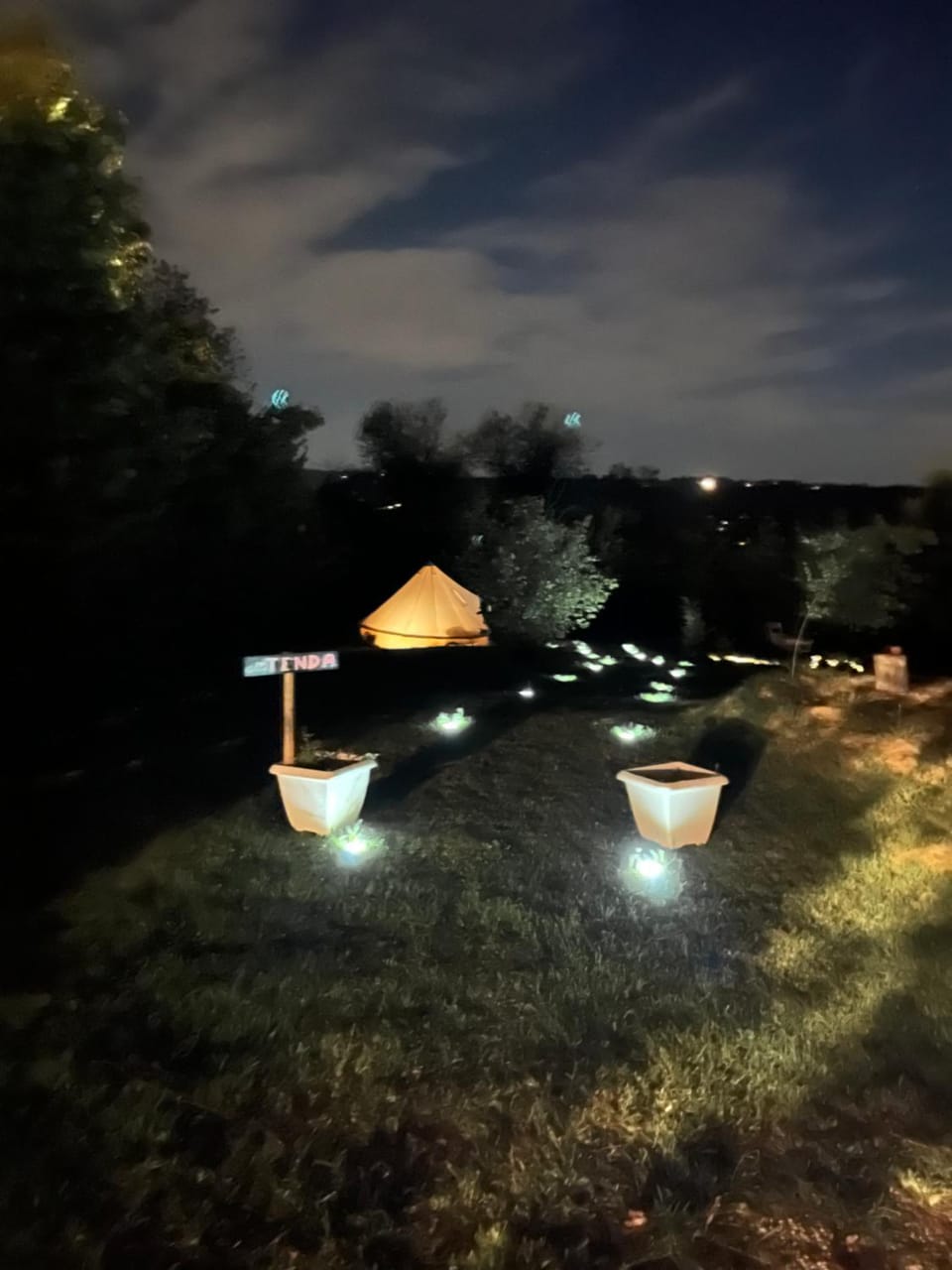 Tenda romantica nel Noccioleto Campground/ 
RV Resort in Piedmont