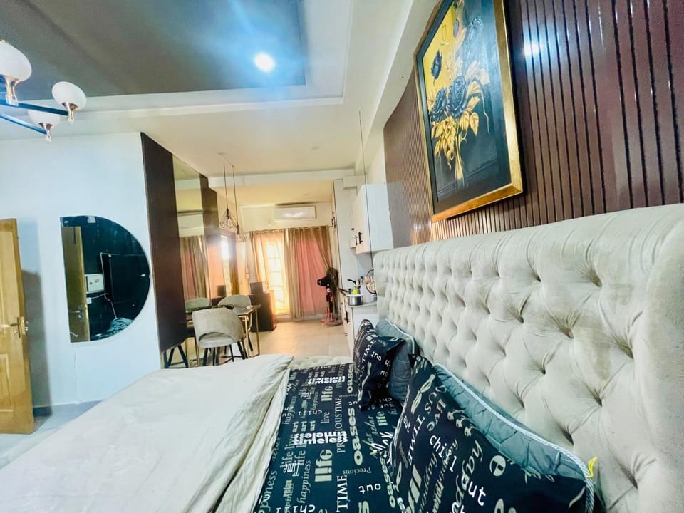The PENT HOUSE IN BIN EHSAN E-11 Apartment in Islamabad Capital Territory