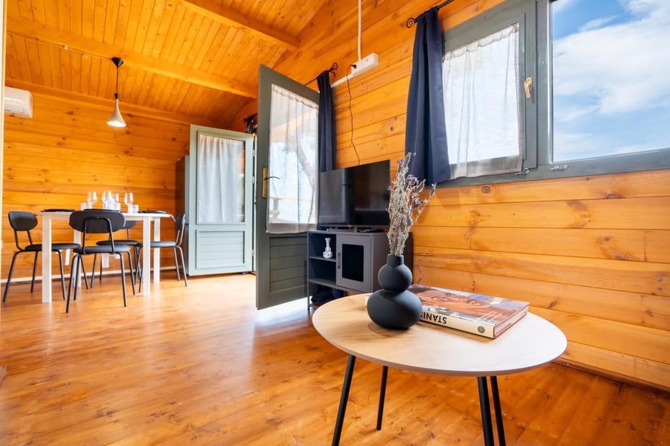 OakNest NatureLodge - Dinotti Apartment in Sardinia