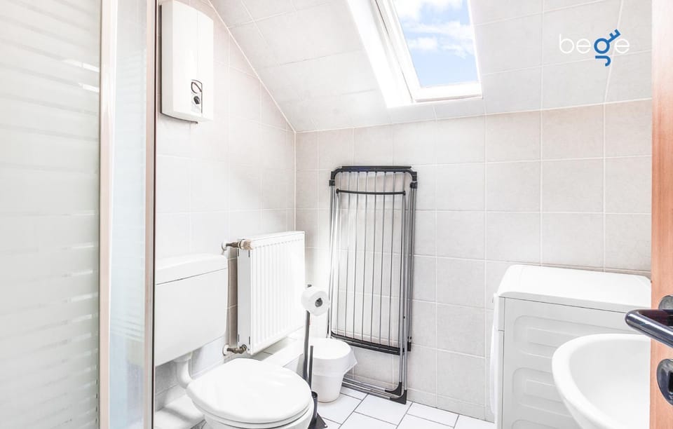 Toilet, Bathroom
