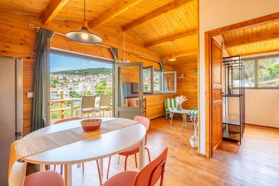 OakNest NatureLodge - Sirintina Apartment in Sardinia