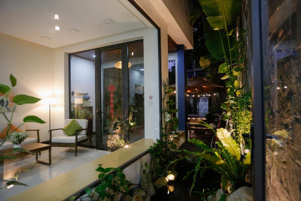 Xanh Homestay Bed and Breakfast in Da Nang