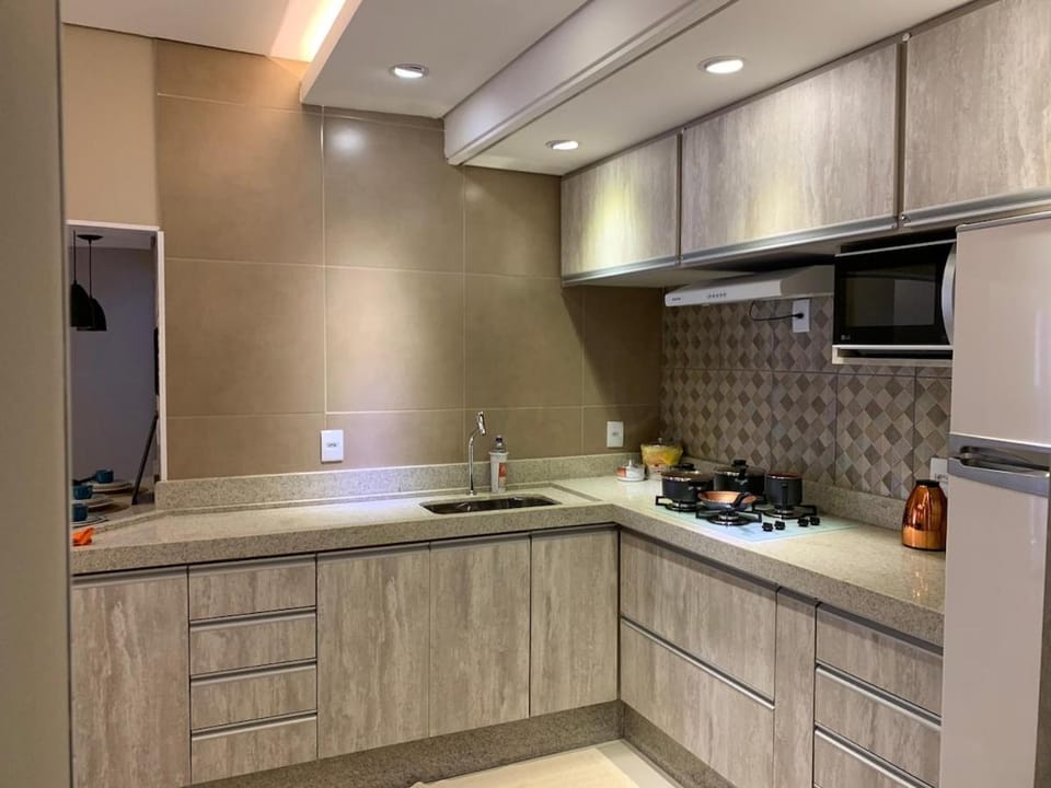 Kitchen or kitchenette, pet friendly, stove