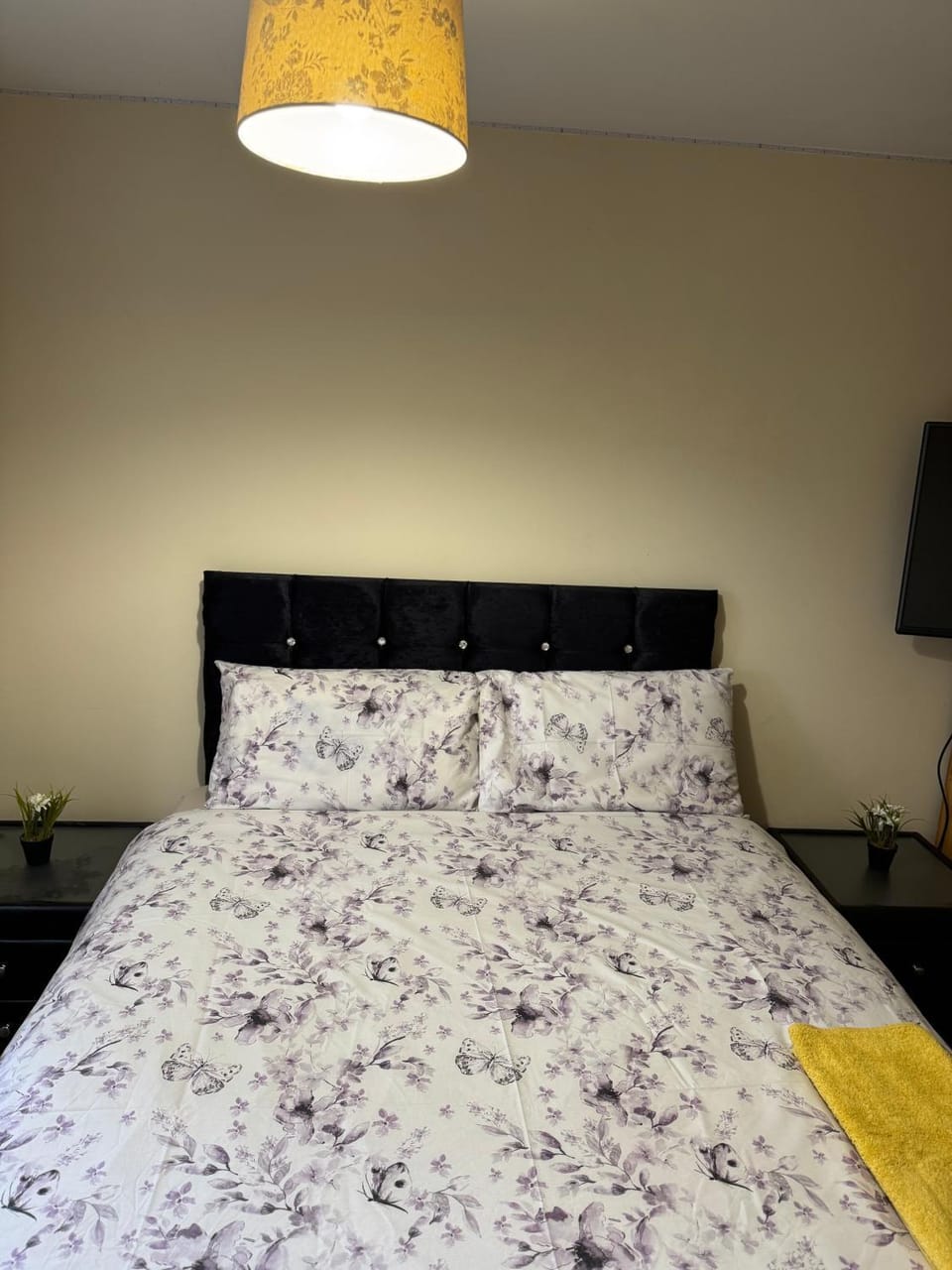 Bright Double Room near NewCross Hospital Vacation rental in Wolverhampton