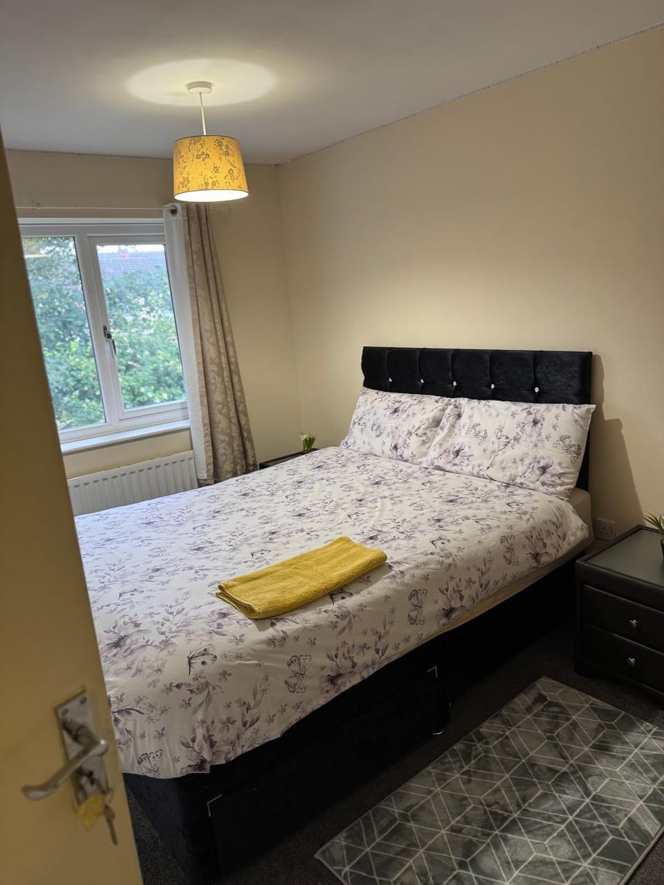 Bright Double Room near NewCross Hospital Vacation rental in Wolverhampton