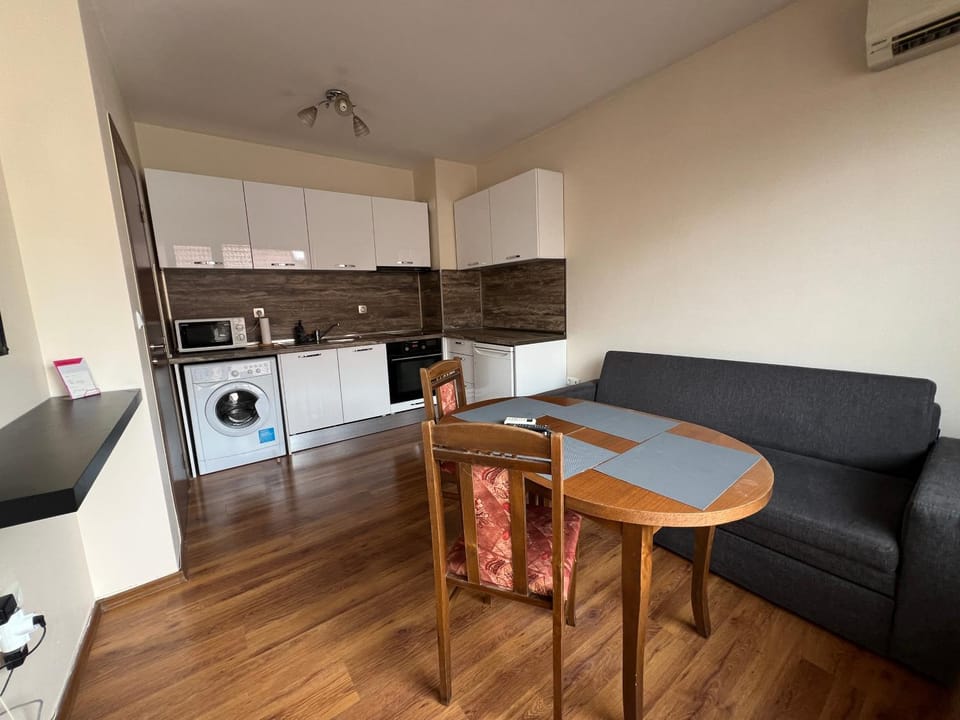 BOZVELI- Cosy Apartment Apartment in Varna
