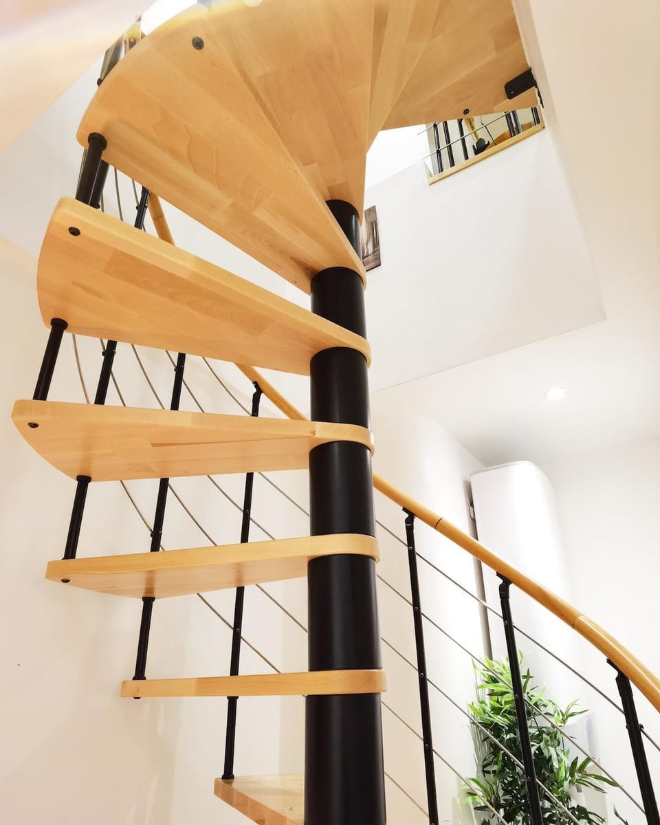 Le Marais Sunshine Apt 5 bdrs 3 mins to metro N3-10 Apartment in Paris