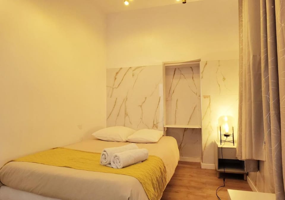 Le Marais Sunshine Apt 5 bdrs 3 mins to metro N3-10 Apartment in Paris