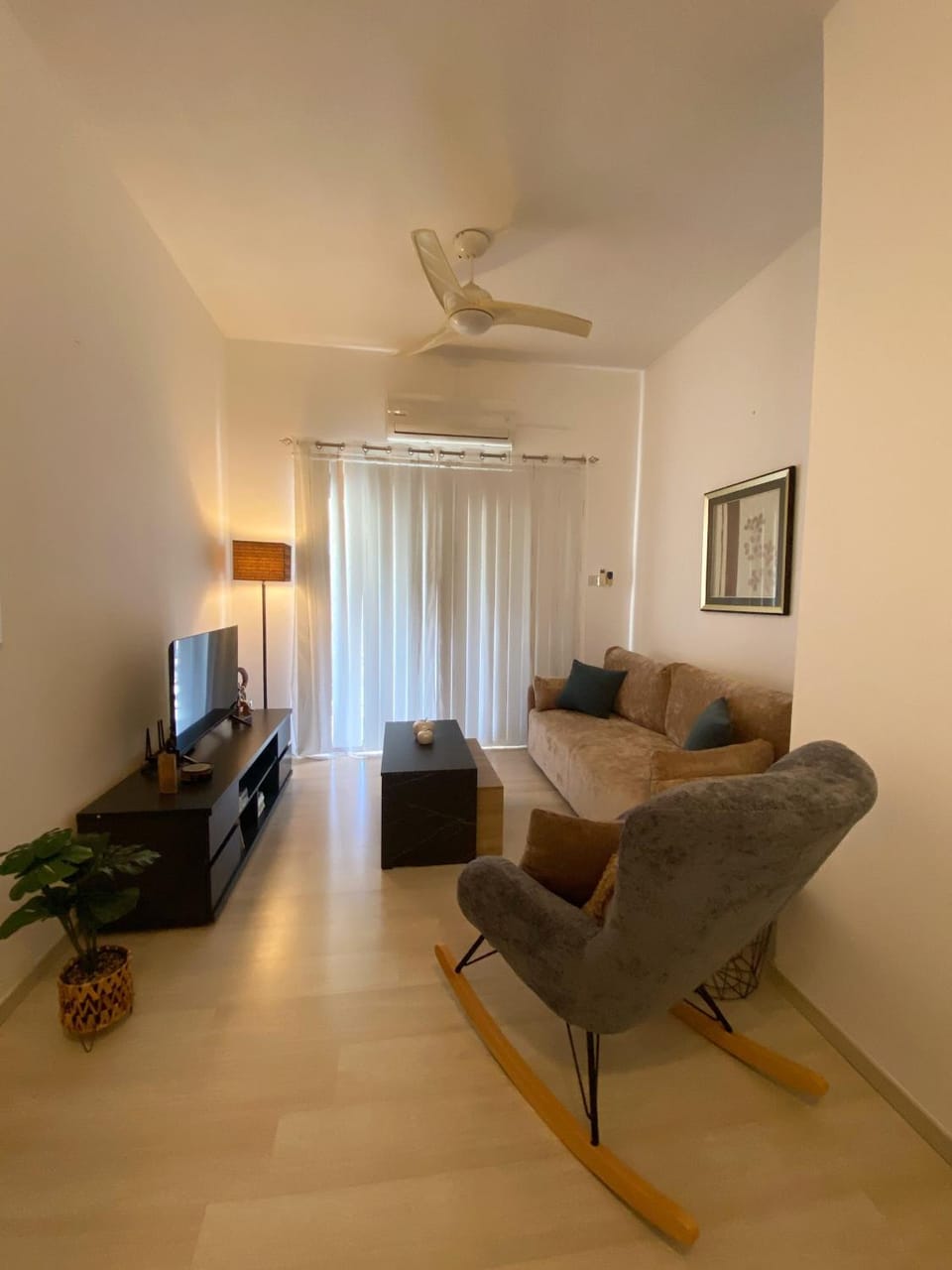 Communal lounge/ TV room, Living room