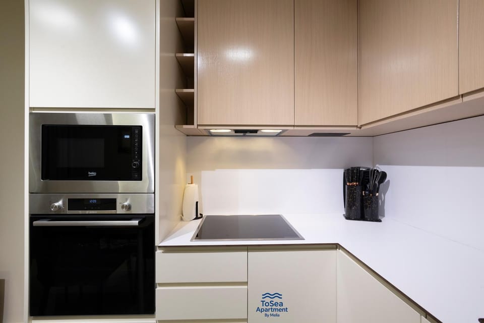 Kitchen or kitchenette, oven, stove
