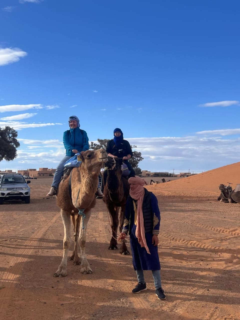 Day, People, Natural landscape, Horse-riding, Animals, children, group of guests