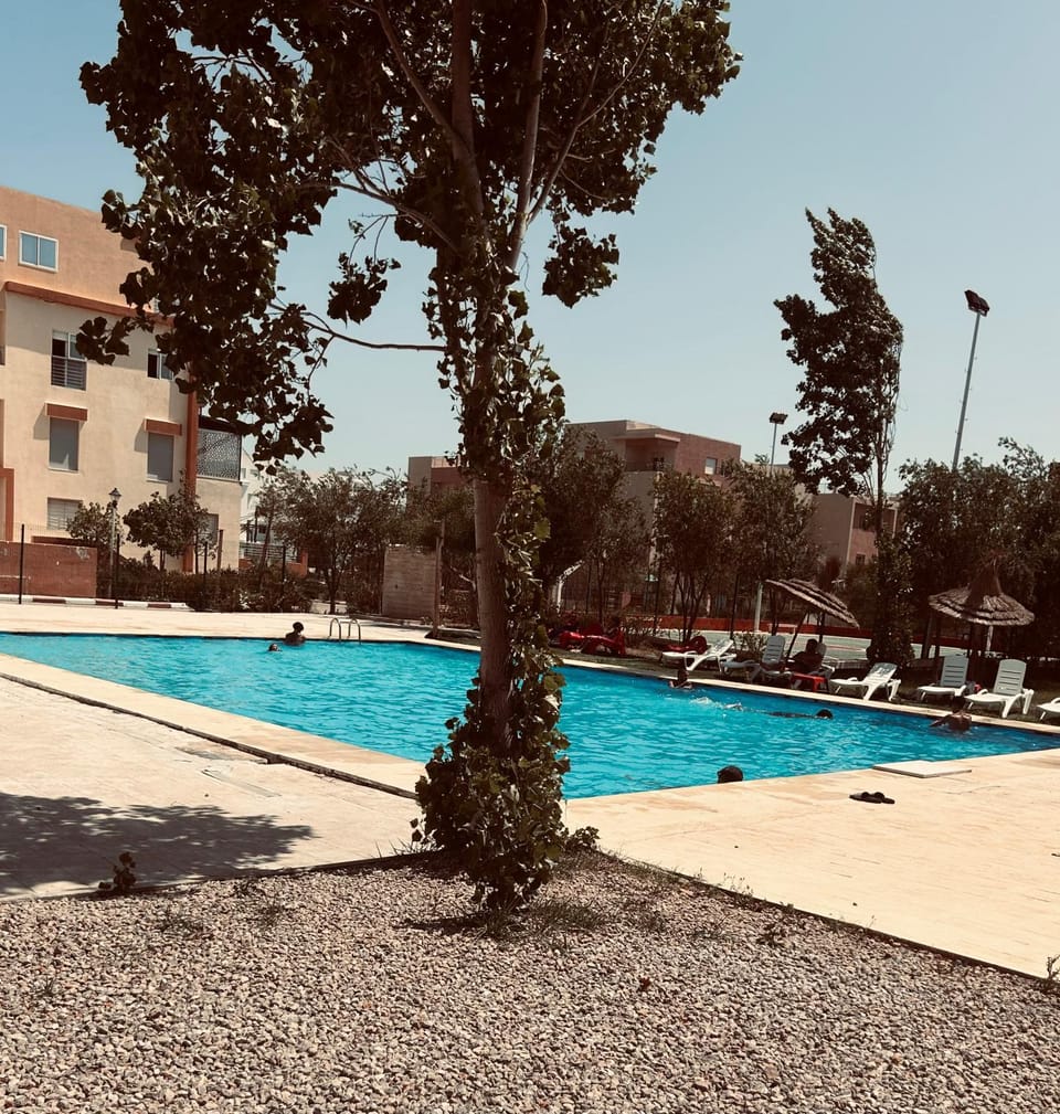 Appartement vue sur mer et piscine Apartment in Tangier-Tétouan-Al Hoceima