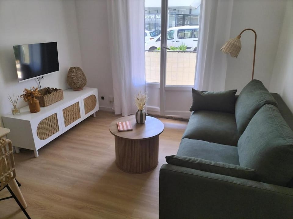 Appartement cosy Grande Plage St Gilles Croix de Vie - Parking privé Apartment in Saint-Gilles-Croix-de-Vie
