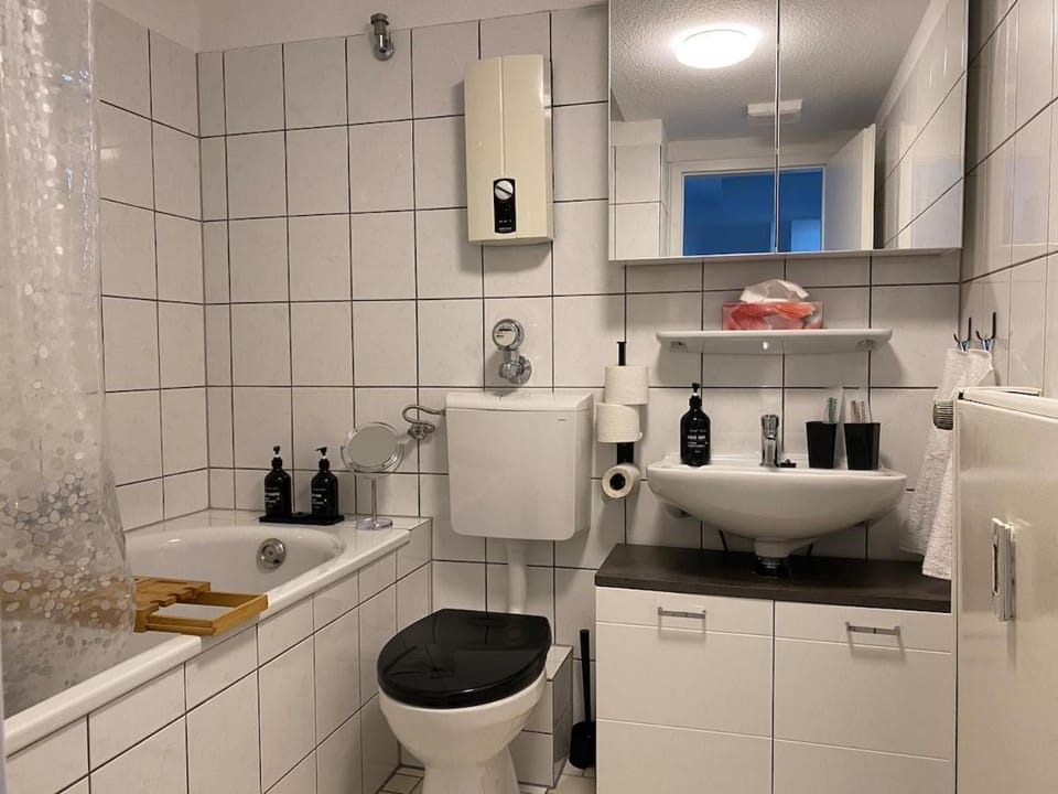 Toilet, Bathroom, Bath, towels