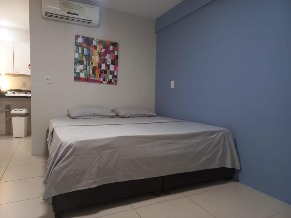 Apart 205 TV WIFI cozinha AC 100 M Cariri Shopp Apartment in Juazeiro do Norte