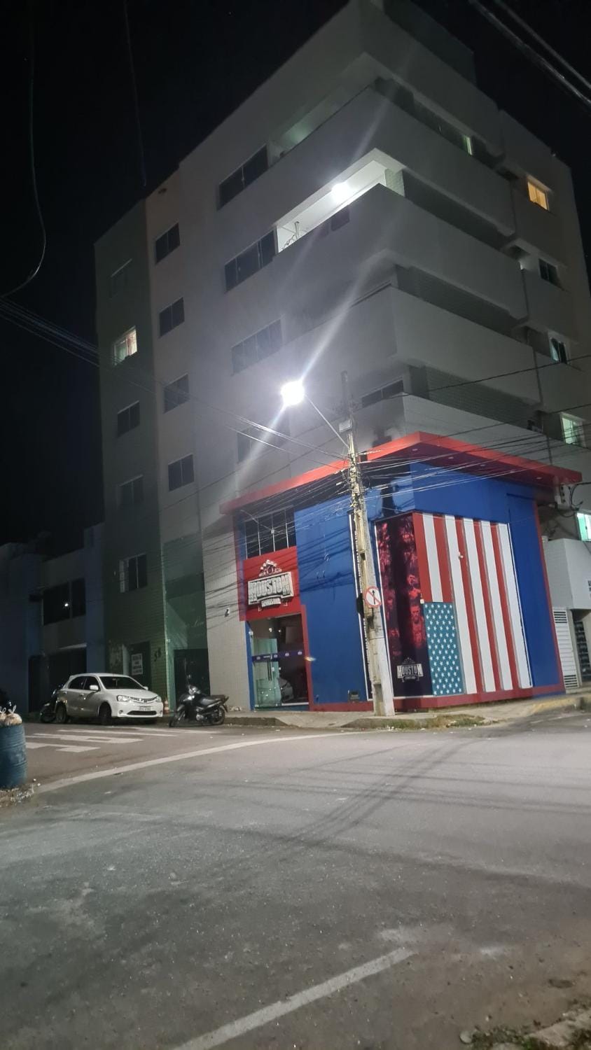 Apart 205 TV WIFI cozinha AC 100 M Cariri Shopp Apartment in Juazeiro do Norte