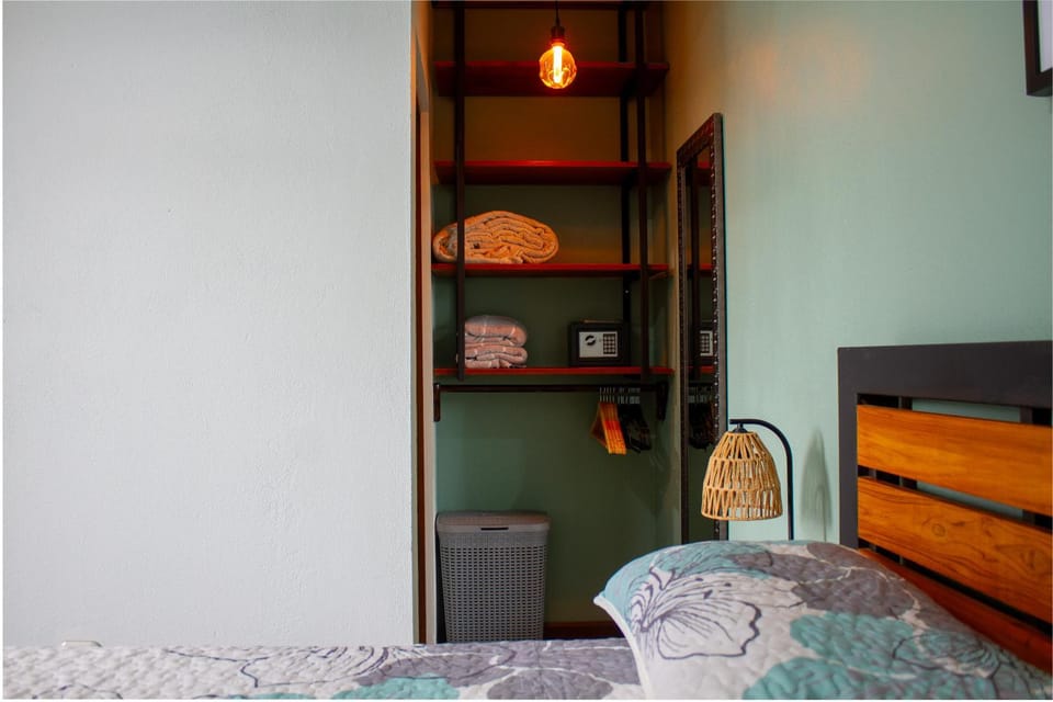 Bed, Bedroom, bunk bed