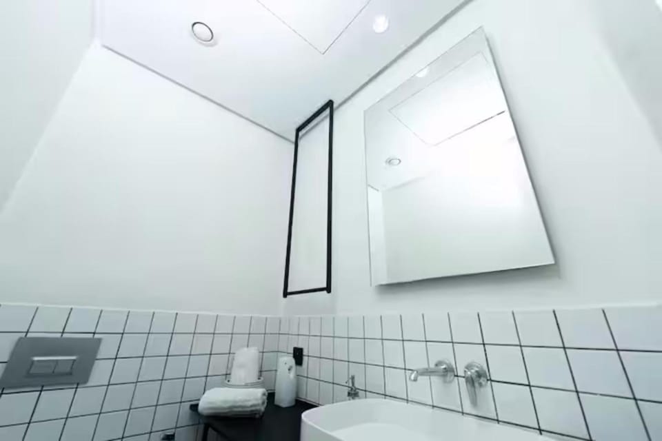 Toilet, Bathroom