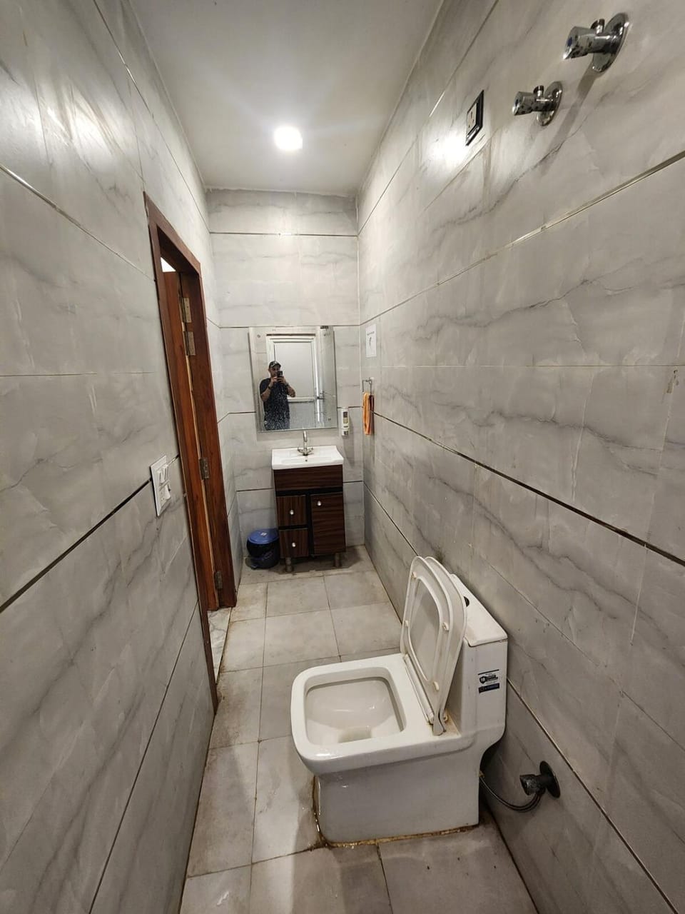 Toilet, Bathroom