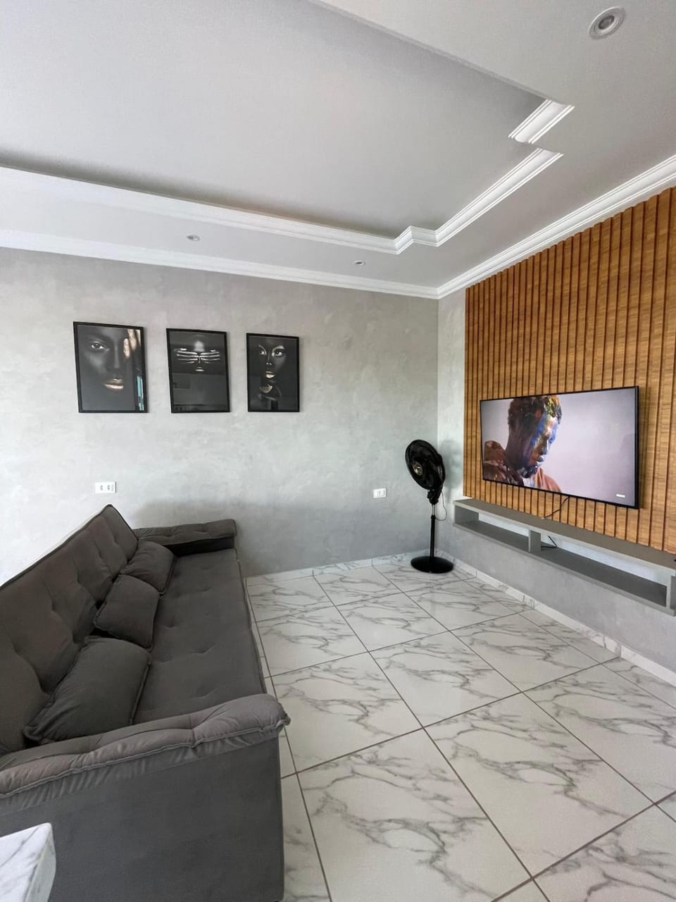 Communal lounge/ TV room, TV and multimedia, Living room, Evening entertainment