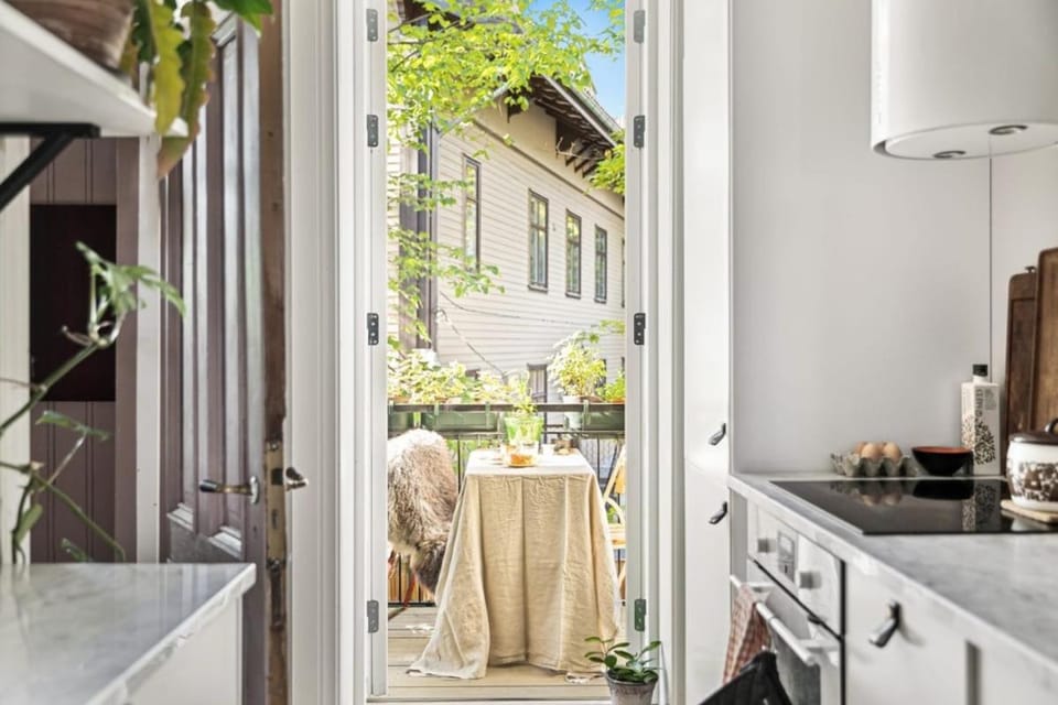 Balcony/Terrace, stove, kitchen