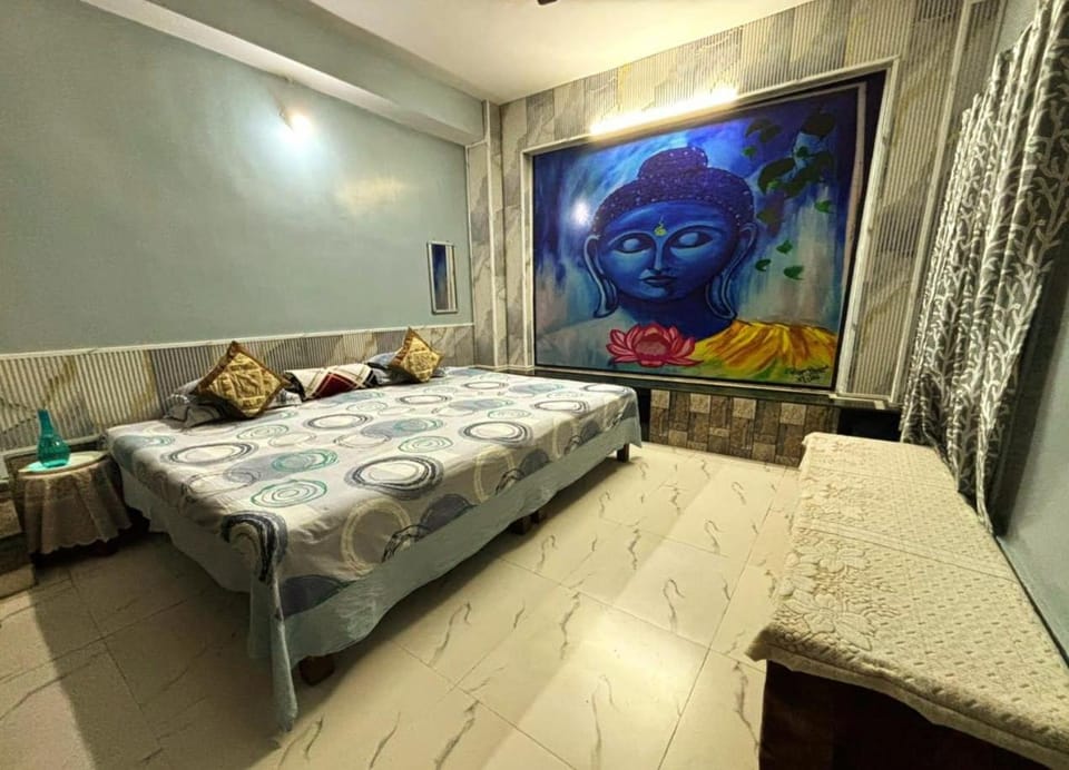Bed, Photo of the whole room, Decorative detail, Bedroom