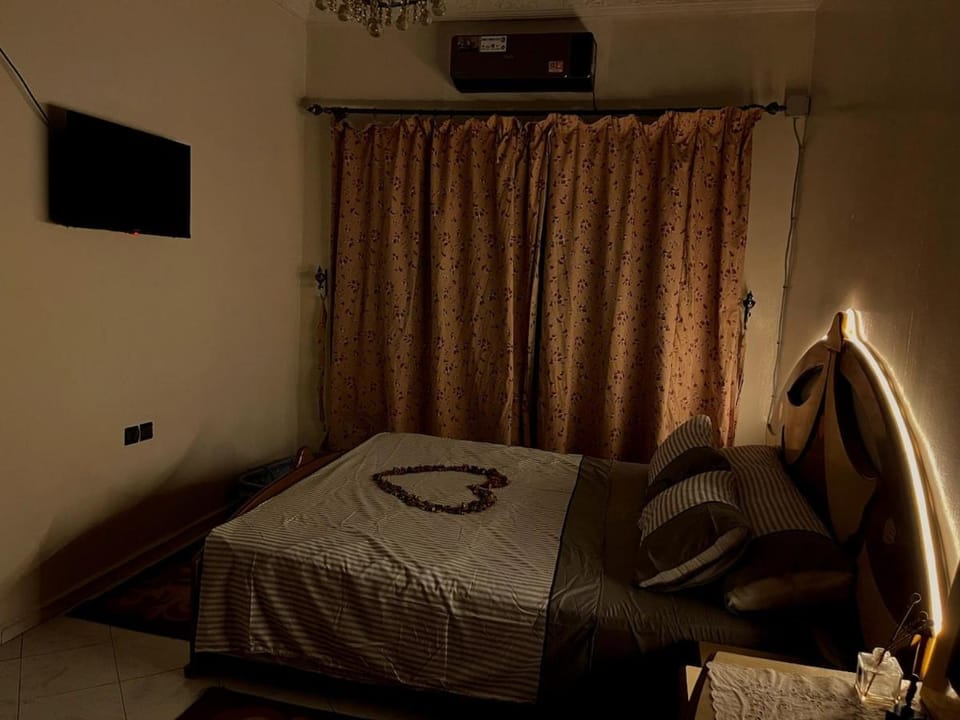 Spacious 140m Family Flat with air conditioner Apartment in Fes