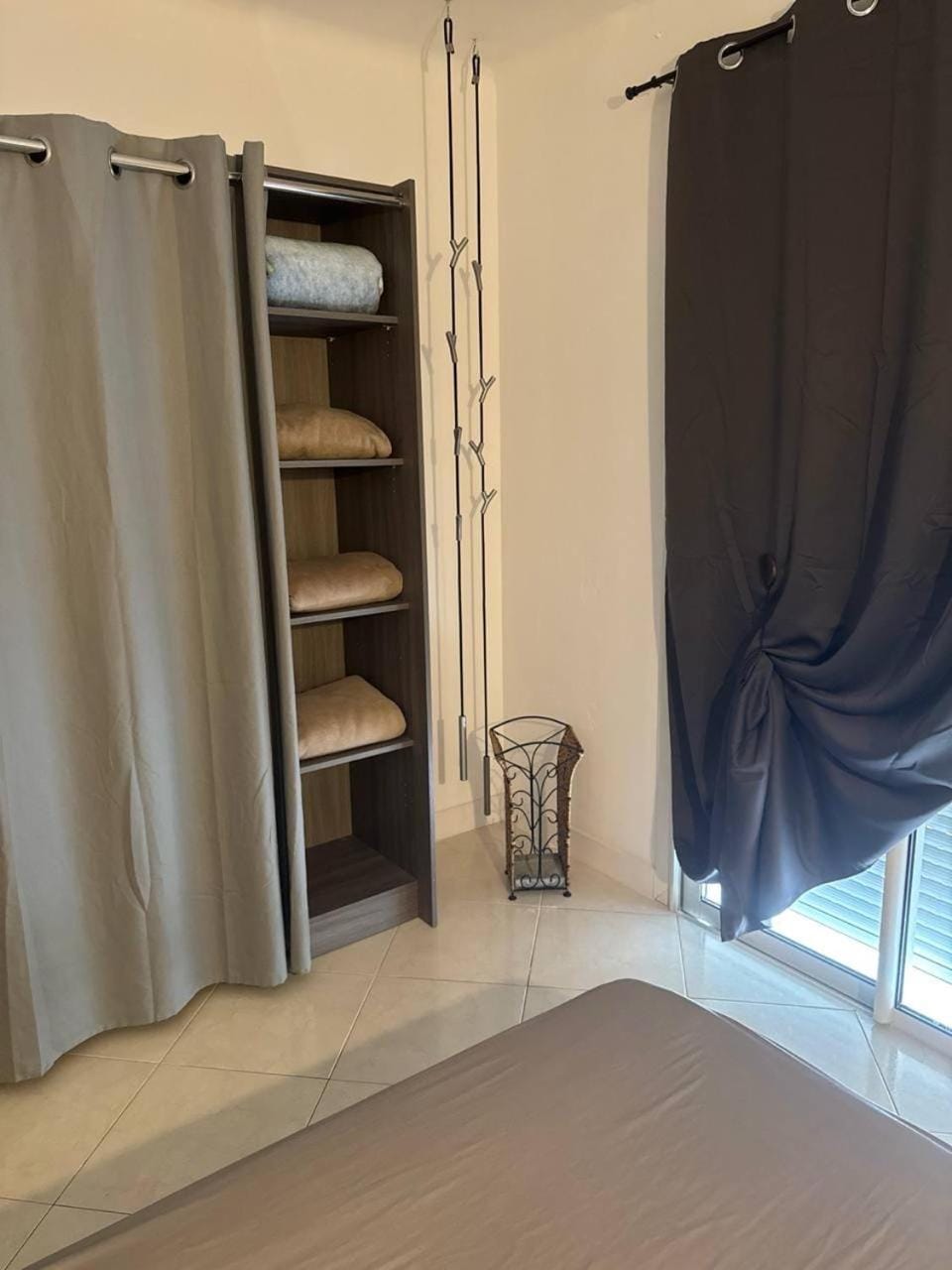 Bed, Photo of the whole room, Bedroom, wardrobe