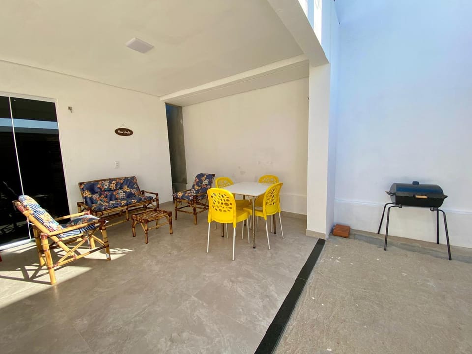 BBQ facilities, Seating area