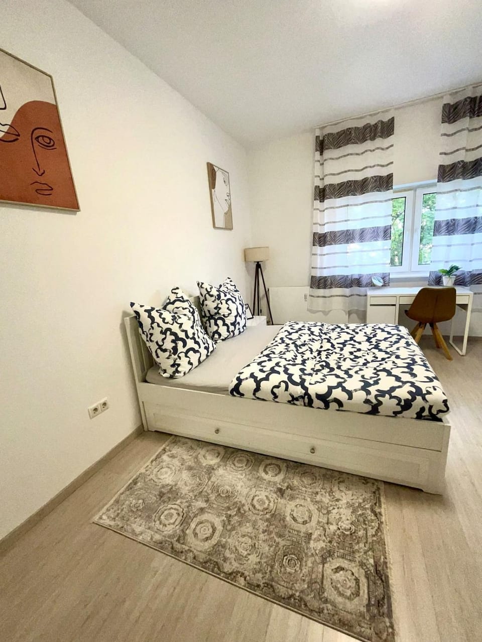 Schönes Zimmer in einer 3er WG-Wohnung geeignet für einen Mann shared apartment Apartment in Frankenthal