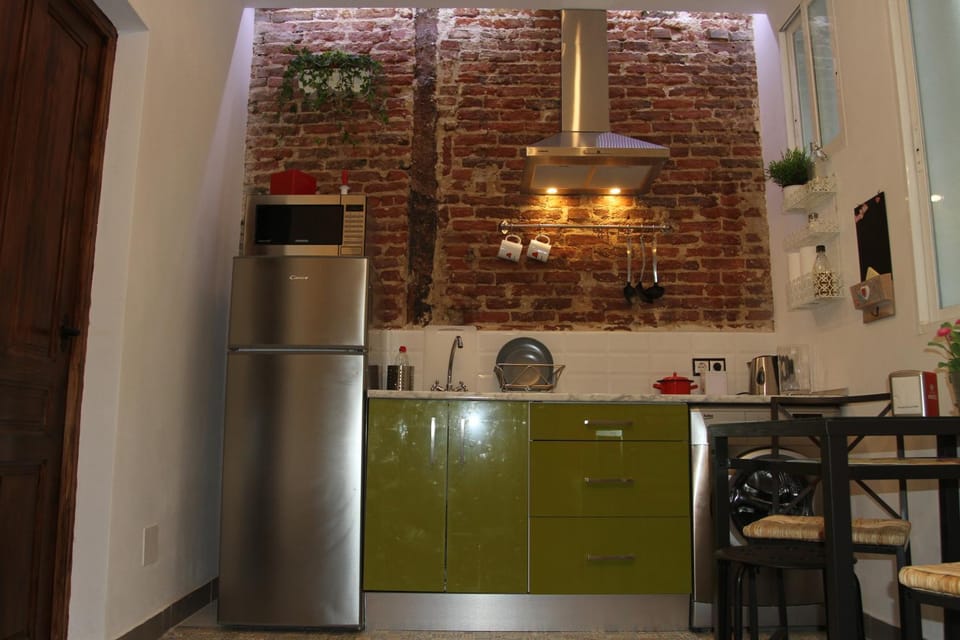 Encantador Apartamento en el Corazón de Madrid Apartment in Centro