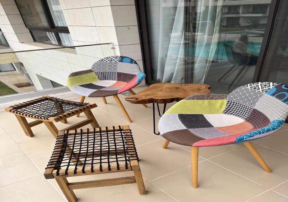 Patio, Balcony/Terrace, Seating area