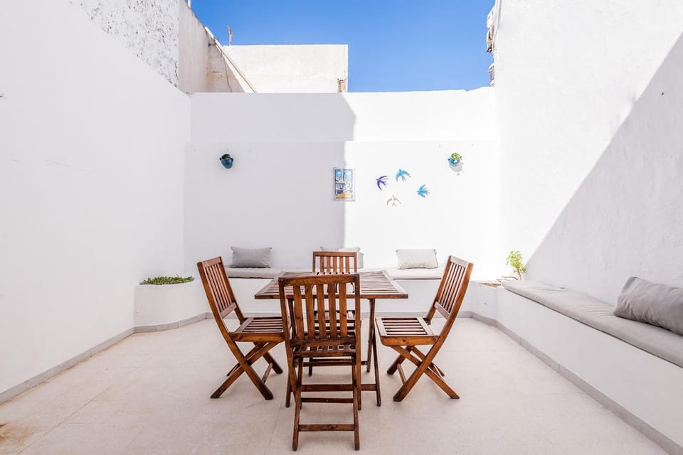 Patio, Balcony/Terrace, Seating area