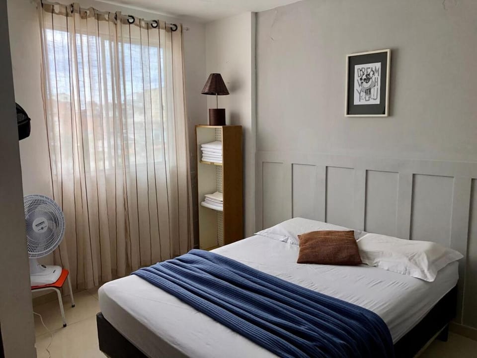 Apartment with balcony and barbecue 300 meters from the beach Apartment in Rio de Janeiro