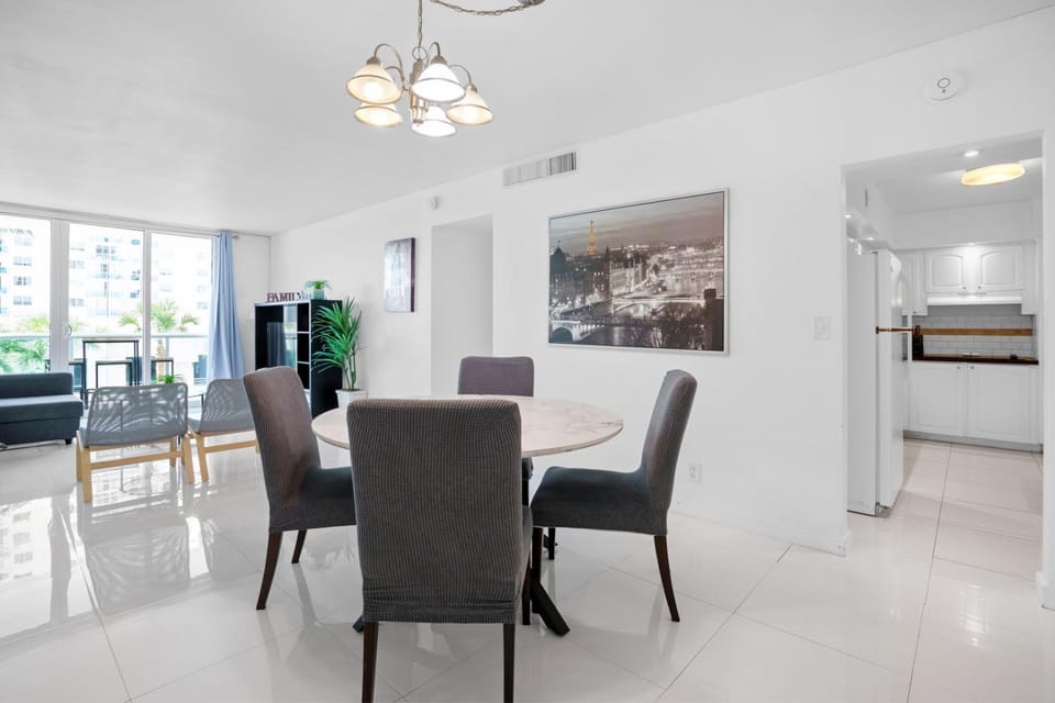 1BED Condo w/Pool View | 3rd Floor at Tides Apartment in Hollywood Beach