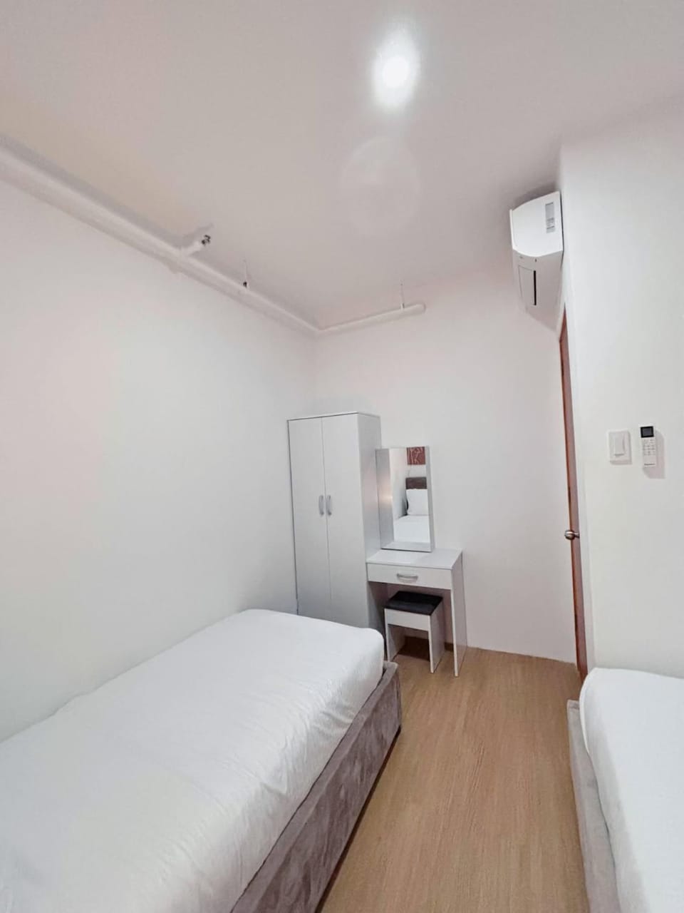 Cozy 2BR Condo near Airport- Perfect for travelers Apartment in Lapu-Lapu City