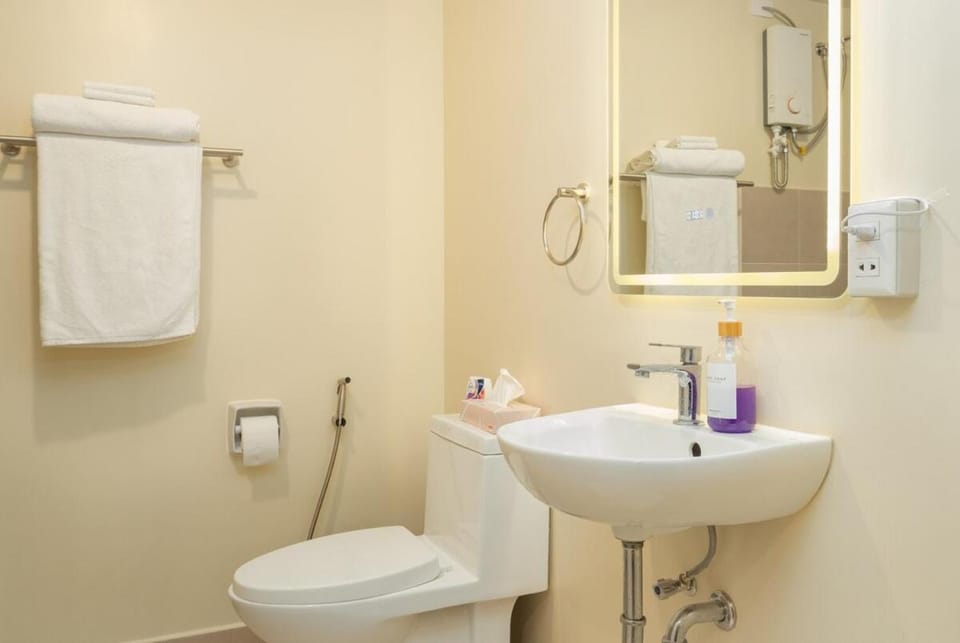 Skyline Suite Across Abreeza Apartment in Davao City