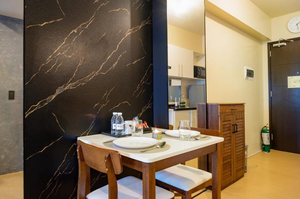 Skyline Suite Across Abreeza Apartment in Davao City