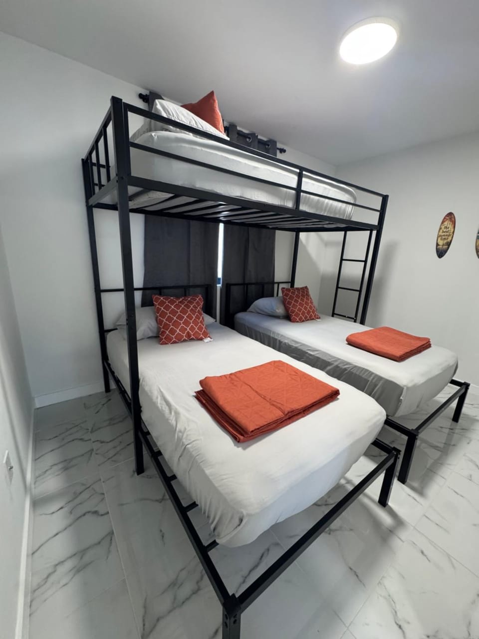 Bed, Photo of the whole room, Bedroom, bunk bed