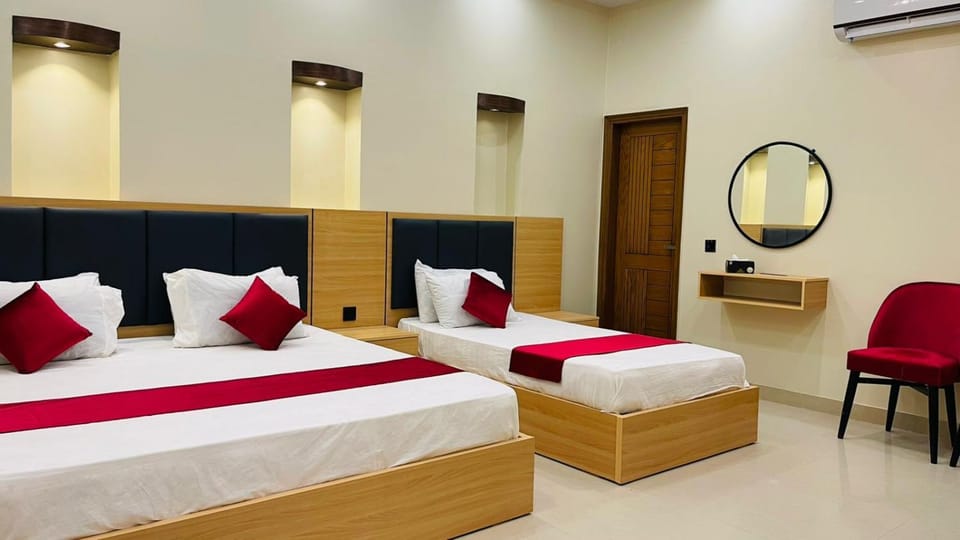 Guest House in Karachi Gulshan-e-Iqbal Hotel in Karachi