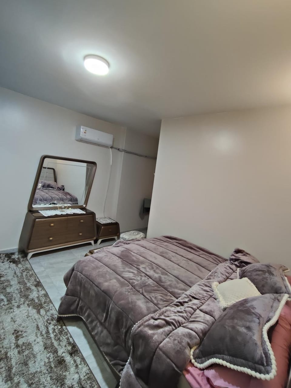 كوبري المظلات يطلع على كورنيش النيل و كوبري تحيا مصر Apartment in Cairo