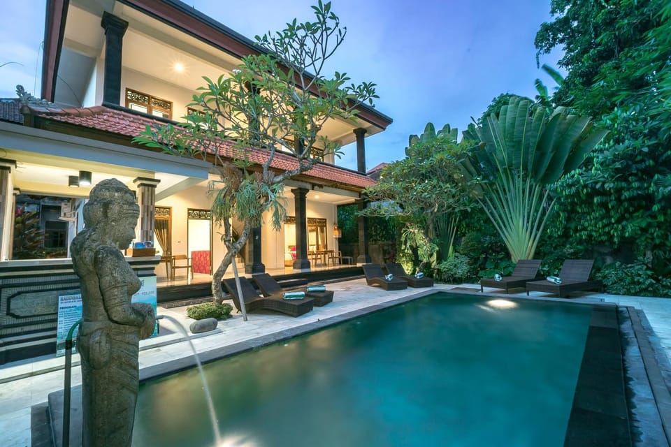 Property building, Swimming pool