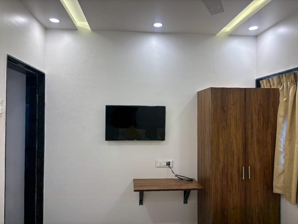 Atithi Home Stay Apartment in Pune