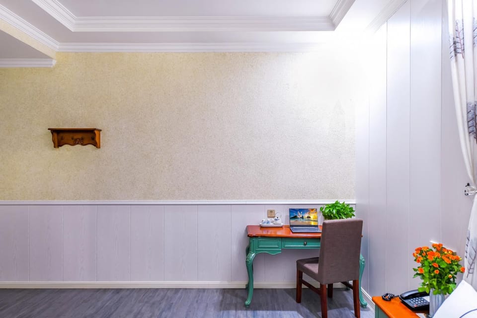 Menghui Hotel Chongqing West Railway Station Hualong Subway Station Branch Hotel in China