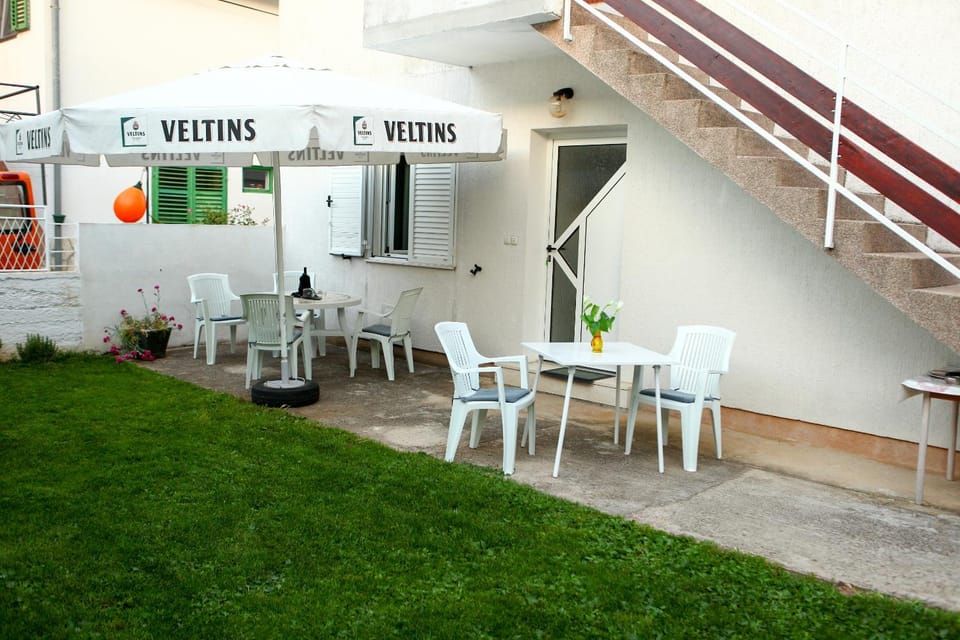 Balcony/Terrace, Dining area
