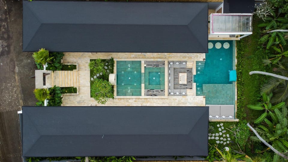 Property building, Garden, Garden view, Pool view, Swimming pool, internet, sunbed